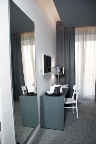 Hotel Leopardi - image 2