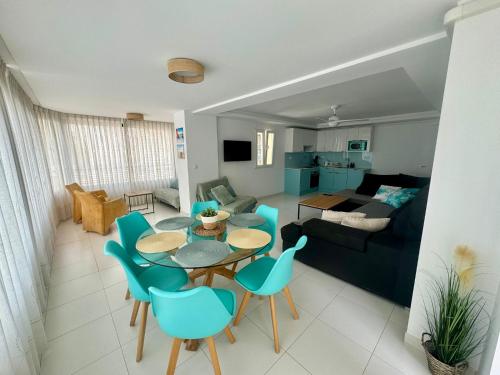 Apartamentos Coastal Haven 3