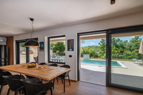 Villa Mochi, a beautiful modern villa in a tranquil enviroment