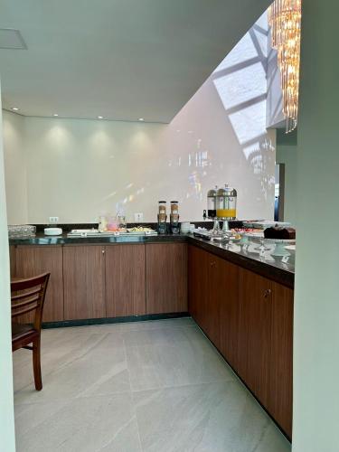 อาหารและเครื่องดื่ม, Hotel Alji in อินไดย์อาตูบา