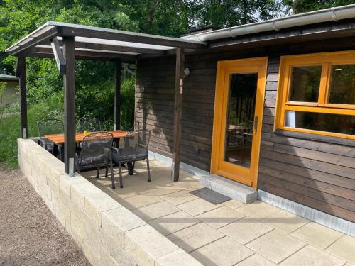 Balkons/terase, Bungalows am Waldessaum bei Hohenzieritz in Klein Vielen
