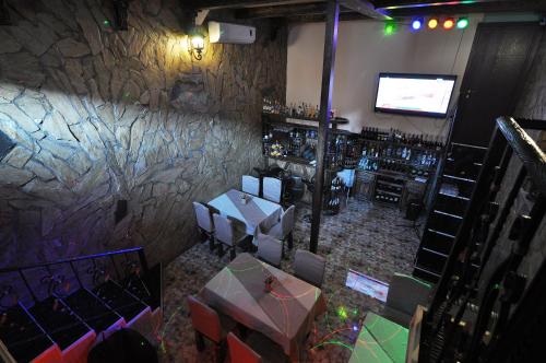 設施, 阿拉格維酒店 (Hotel Aragvi) in 姆茨赫塔