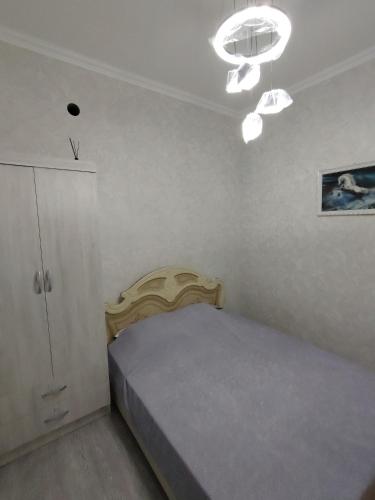 Saidjanov's one-room apartment