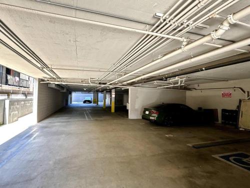 Three-Bedroom Apartment image 6