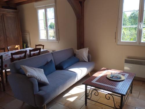 Les Baillis in วิลเฌอนง