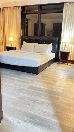 100 Service suites At Times Square KL - image 11