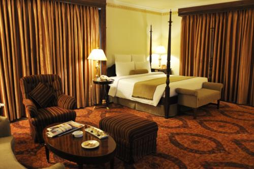 Pearl Continental Hotel, Lahore image 23