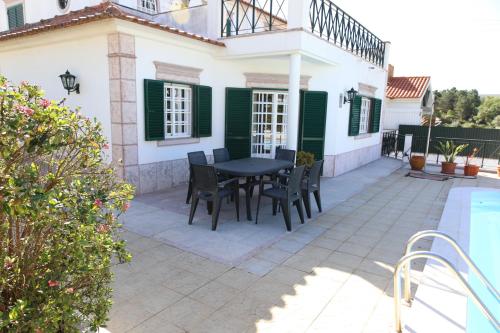 บริการและสิ่งอำนวยความสะดวก, Casa vista Arrabida in โกโตเบีย