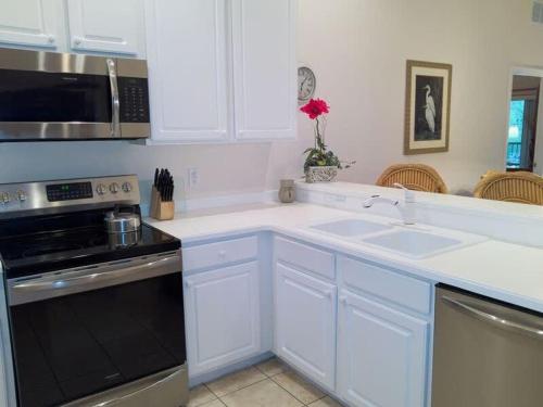 Bahama Bay third floor unit perfect location thumb 4