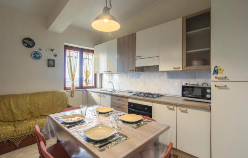 2 Bedroom Awesome Apartment In Messina in Briga Marina