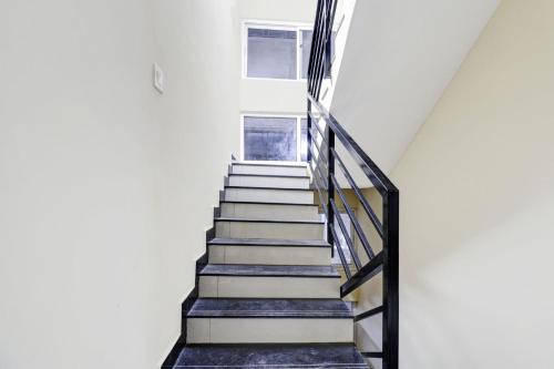 Hotel O Sri Harshitha Grand Near Zudio - Star Bazaar, Kundalhalli Gate - 로비