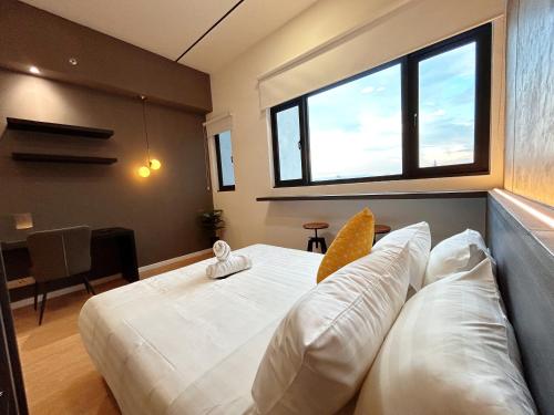 Chambers Residence by Manhattan Group - image 8