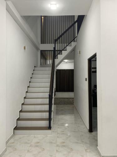 3 BHK furnished house-apartment in central colombo - image 13