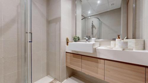 Primestay - Azizi Riviera 1BR Al Meydan - image 6