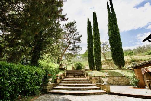 Beautiful country house in the heart of Tuscany