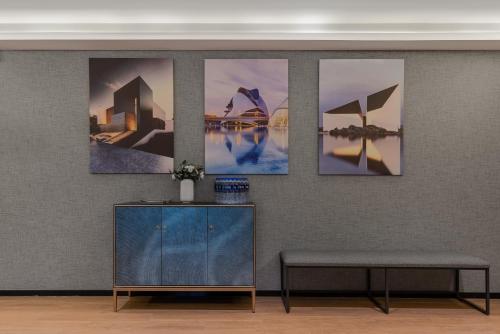 Mehood Theater Hotel, Tai Koo Li , Chunxi Road, Chengdu – Chengdu, IL