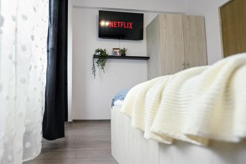 One-Bedroom Apartment image 10