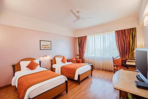 Superior Twin Room room in The Piccadily Hotel Lucknow