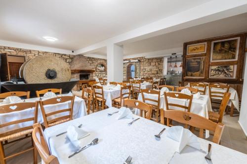 ห้องอาหาร, Hotel Maslina in ดูบา