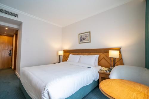 Azal Pyramids Hotel Room Type - King Room with Pool View