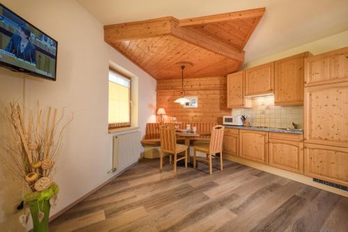 Létesítmények, Gastehaus Gratz - inklusive Eintritt in die Alpentherme in Dorfgastein városközpont