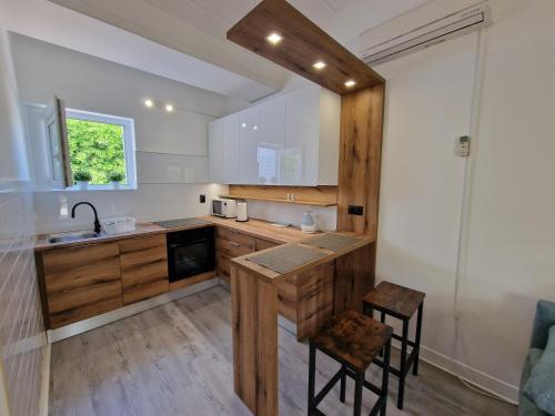 Cozy apartment near beach in Gajac in Skunca