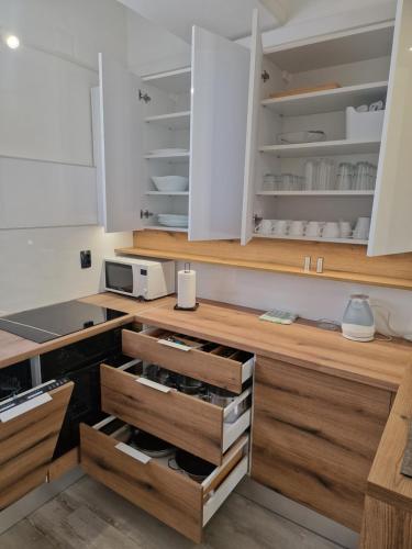 Cozy apartment near beach in Gajac in Skunca