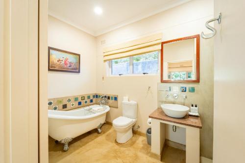 Executive Suite image 4
