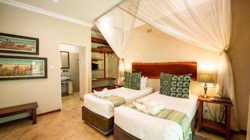 Executive Suite image 6
