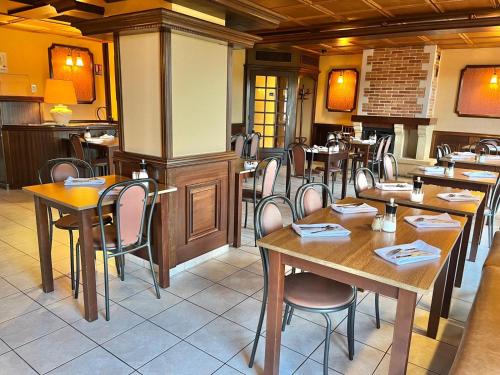 อาหารและเครื่องดื่ม, Logis Hôtel Sully le Château (Logis Hotel Sully le Chateau) in แซ็ง-แปร์-ซูร์-ลัวร์