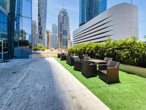 Ultra modern 1BD in Damac Heights Marina, Dubai (photo 8)