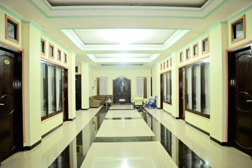 Dena Hotel in Taubneno