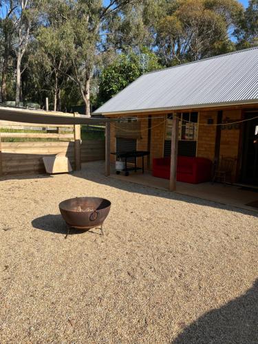 設施, Rainbow Valley Bunkhouse in 本納拉
