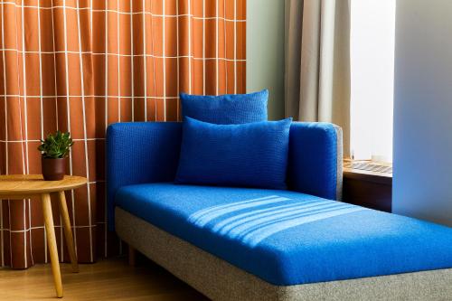 2 double beds