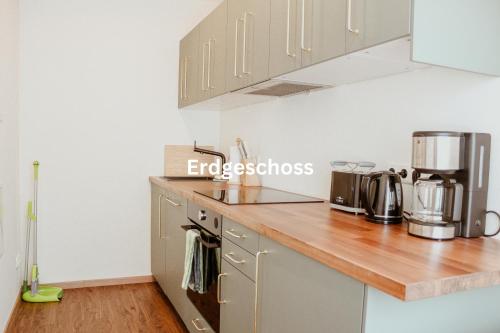 One-Bedroom Apartment image 10