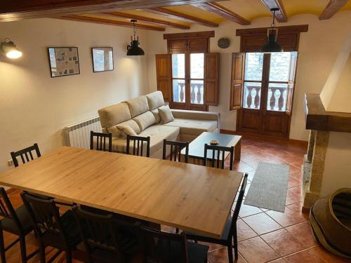 Létesítmények, Casa Rural La Peña (Casa Rural La Pena) in Mirambel