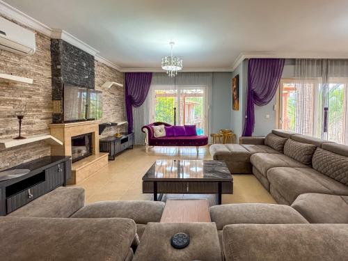 Dotări, Villa Siesta – Luxury Private Pool Villa Surrounded by Pine Trees in Faleza Kusadasi