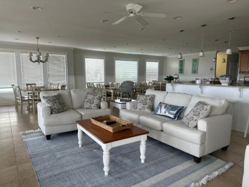 Southern Charm of Holden Beach
