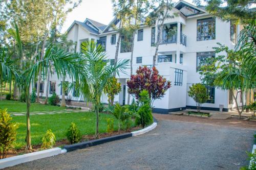 The Loch Hotel Bondo in Bondo