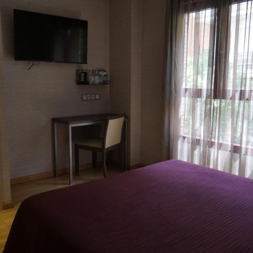 Superior Double Room image 8