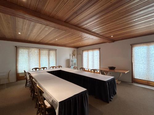 Hôtel Chalet Royal - Like At Home - image 13