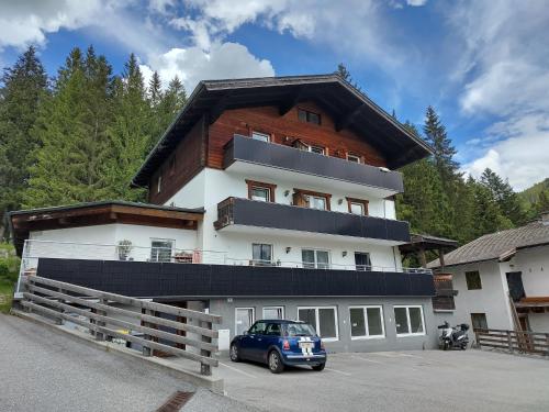  Appartment Lärchenalm in Sankt Martin am Tennengebirge