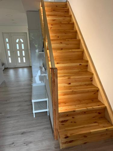 Vizparti OLLE Apartman Tiszafured in Tiszafured