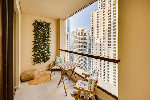 2BD apartment near the beach in Bahar, JBR, Dubaj