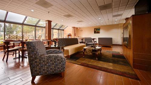 เบสต์ เวสเทิร์น ดีทรอยต์ ลิโวเนีย (Best Western Detroit Livonia) in ลิโวเนีย