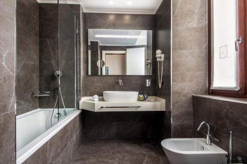 Gioberti Art Hotel - image 3
