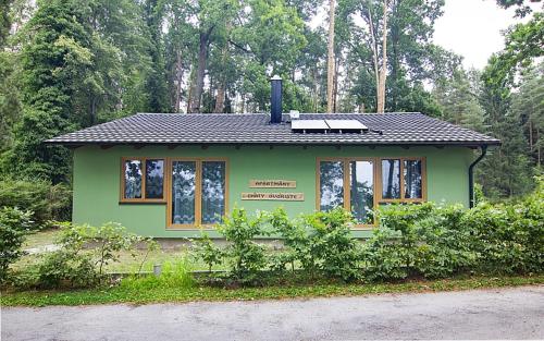 Chaty Dvořiště (Chaty Dvoriste) in Lišov