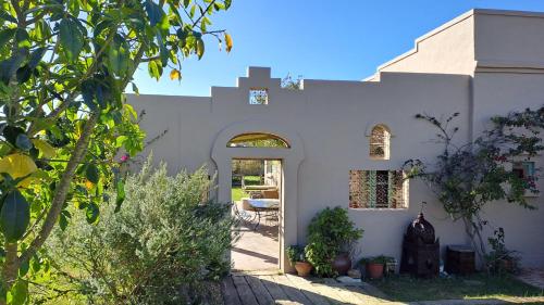 外部景觀, Akasha Mountain Retreat, new location in 里弗斯