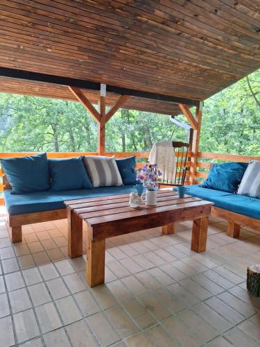 Balkons/terase, Šumska Kosmaj (Sumska Kosmaj) in Koracica