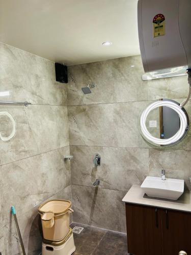 Unravel 3BR Floor Nainital - image 3